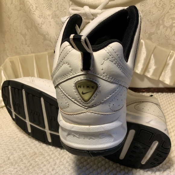 NIKE WOMENS RUNNING WORK OUT WALKING SNEAKERS - Picture 11 of 16